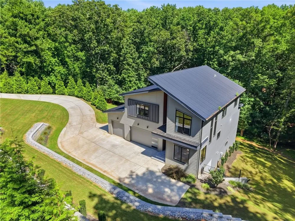5545 Our Road Oakwood, GA 30566