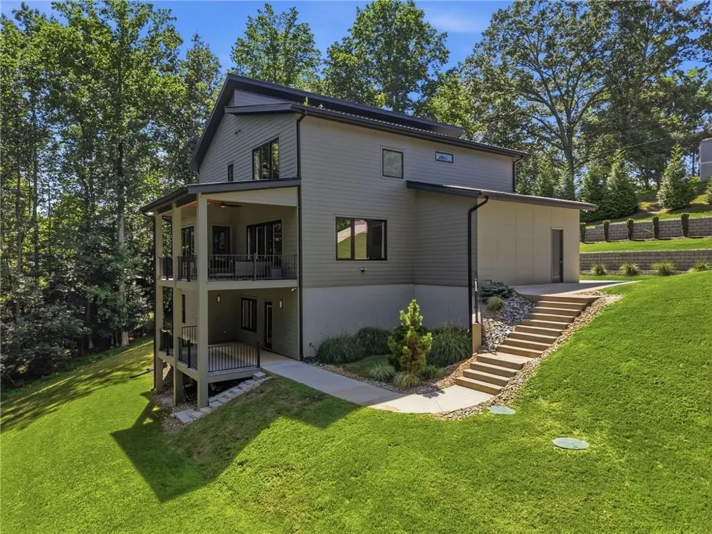 5545 Our Road Oakwood, GA 30566