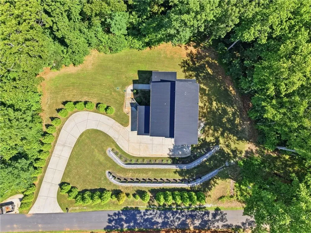 5545 Our Road Oakwood, GA 30566