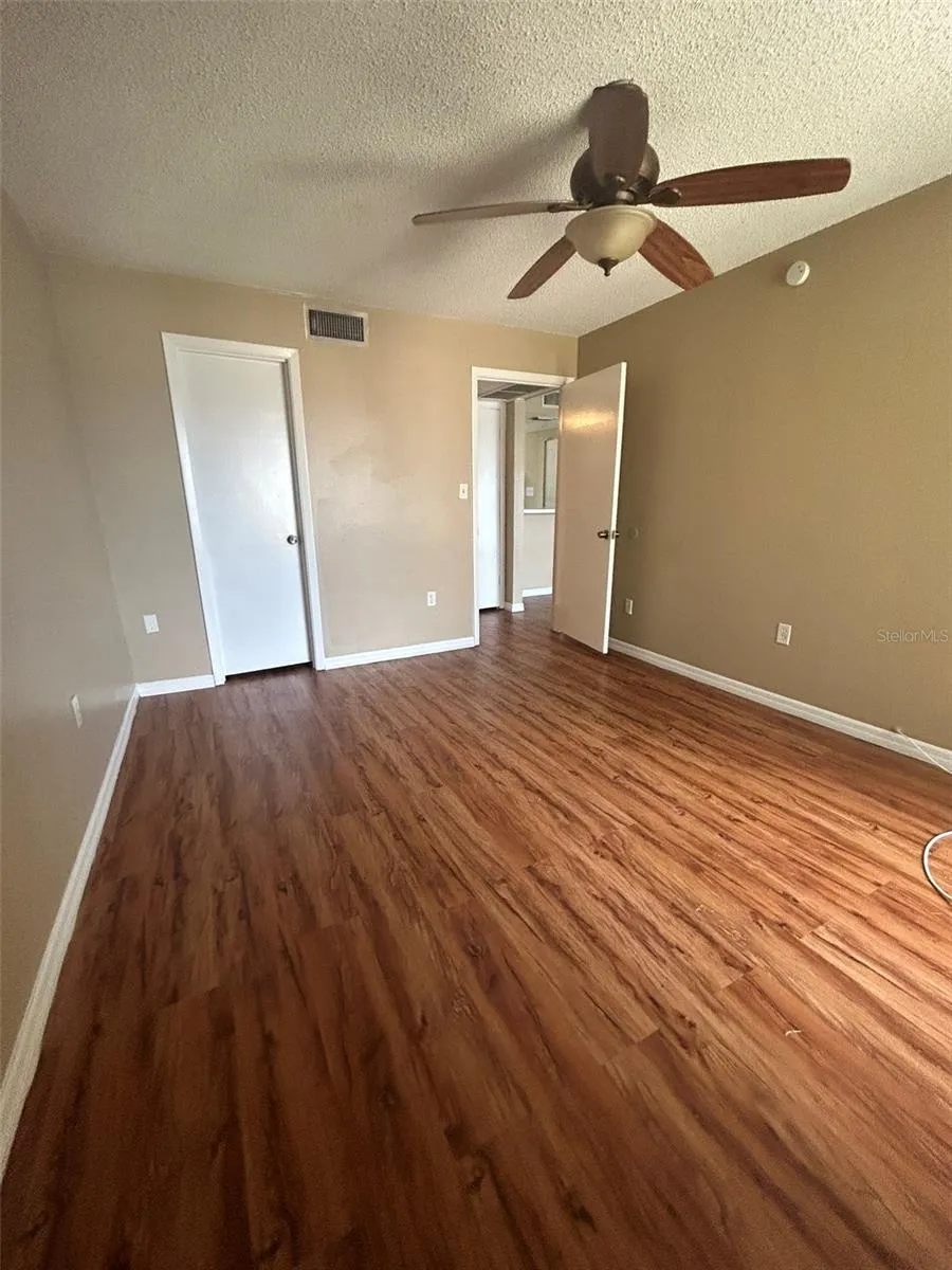 618 ORANGE DRIVE #212 Altamonte Springs, FL 32701
