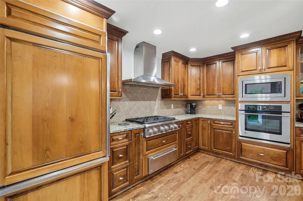16121 Tana Tea Circle Tega Cay, SC 29708