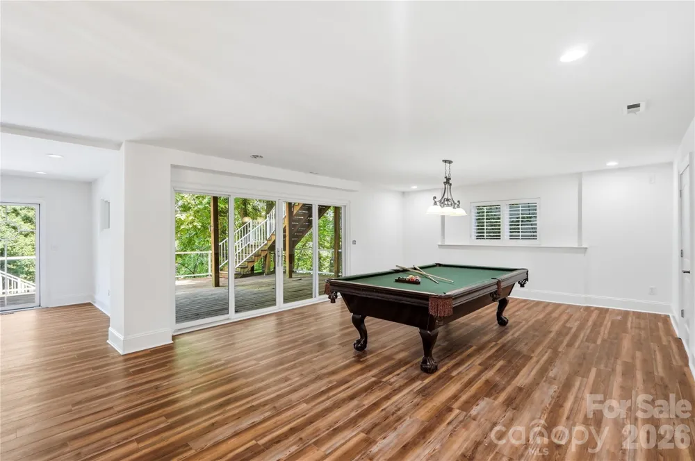 16121 Tana Tea Circle Tega Cay, SC 29708