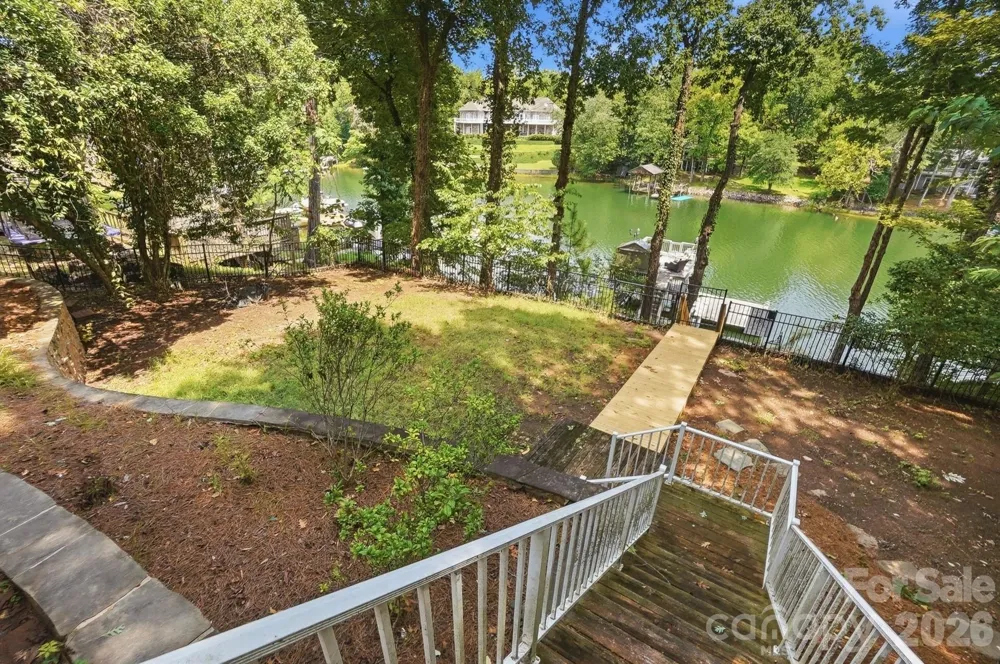 16121 Tana Tea Circle Tega Cay, SC 29708