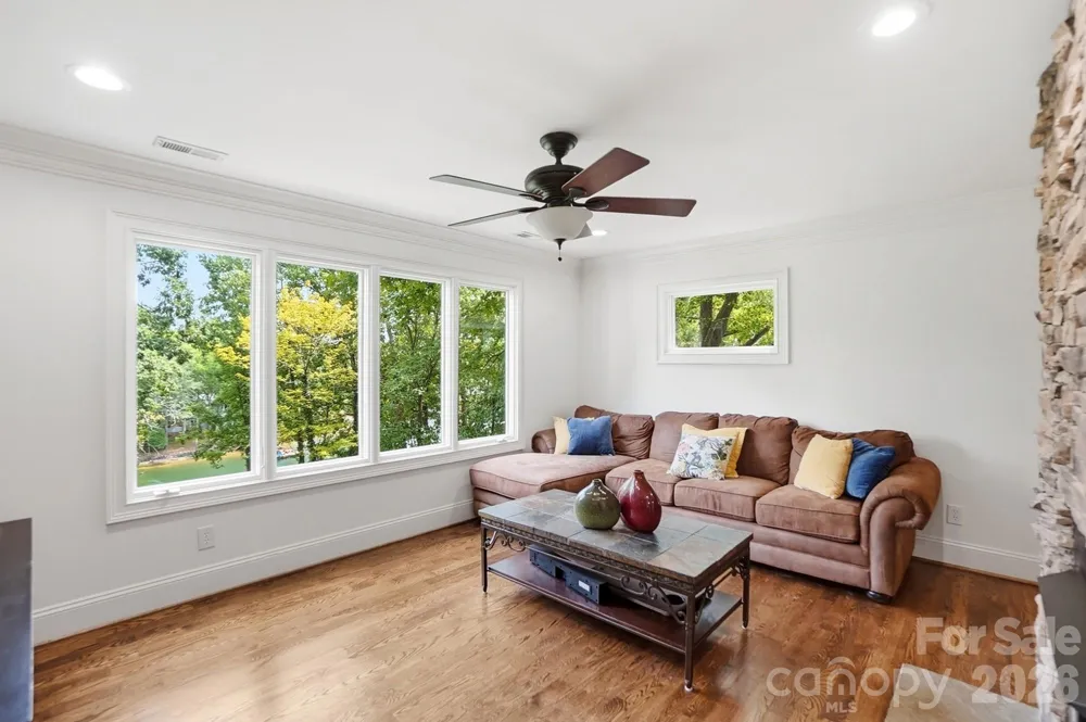 16121 Tana Tea Circle Tega Cay, SC 29708