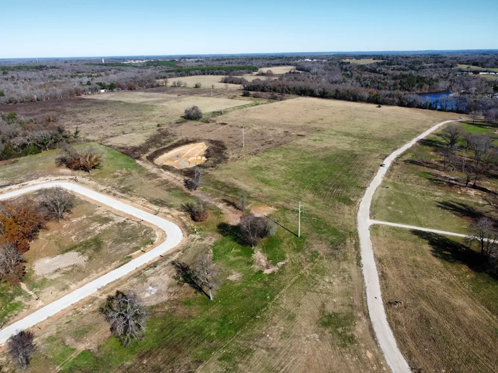 CR 2230 Mineola, TX 75773