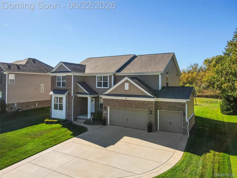 2130 Findley Circle Orion Charter Township, MI 48360