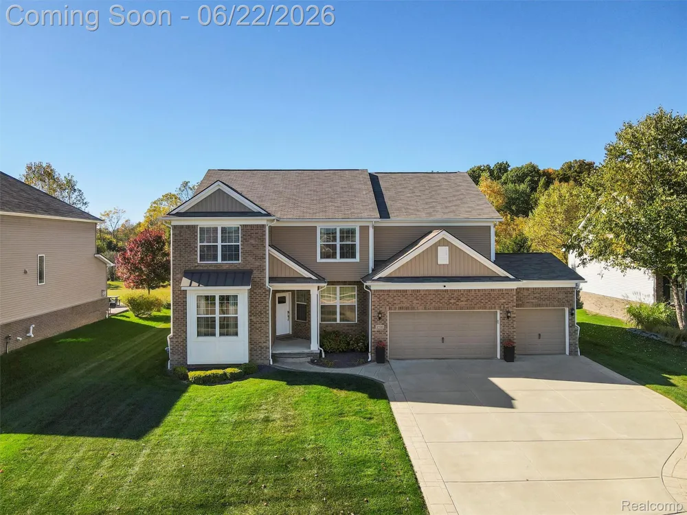 2130 Findley Circle Orion Charter Township, MI 48360