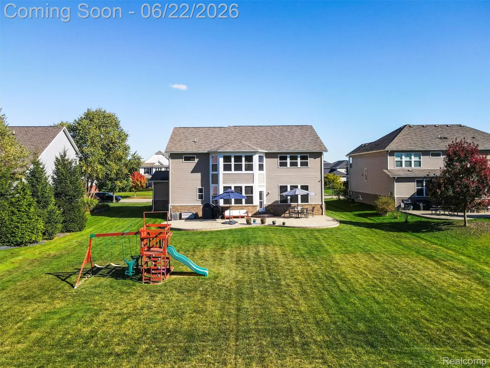2130 Findley Circle Orion Charter Township, MI 48360