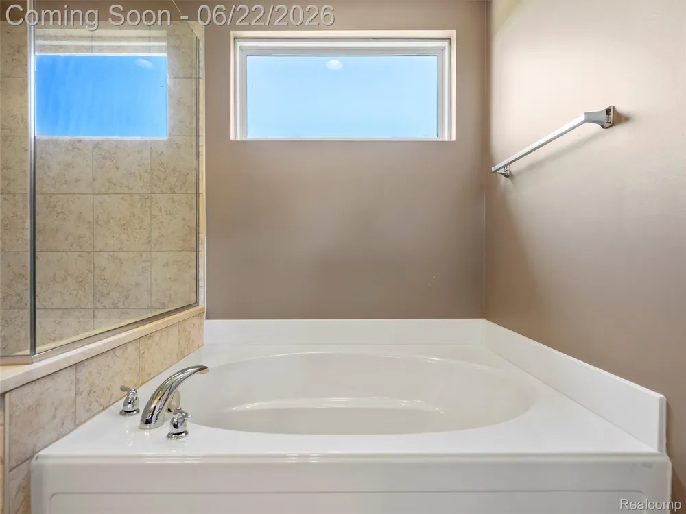 2130 Findley Circle Orion Charter Township, MI 48360