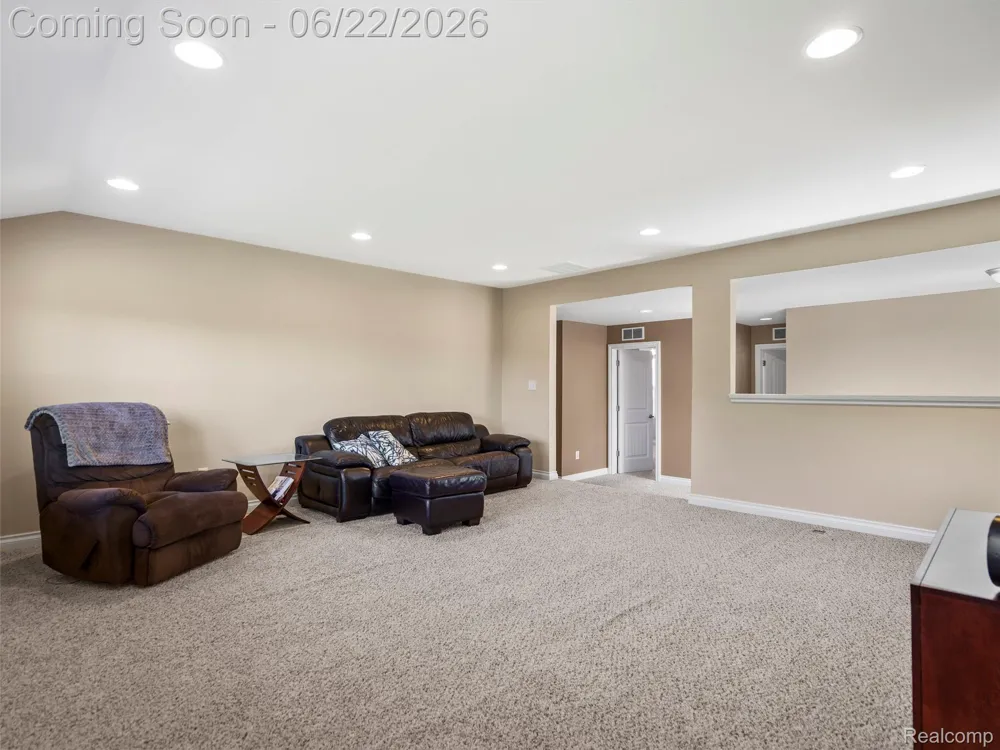 2130 Findley Circle Orion Charter Township, MI 48360