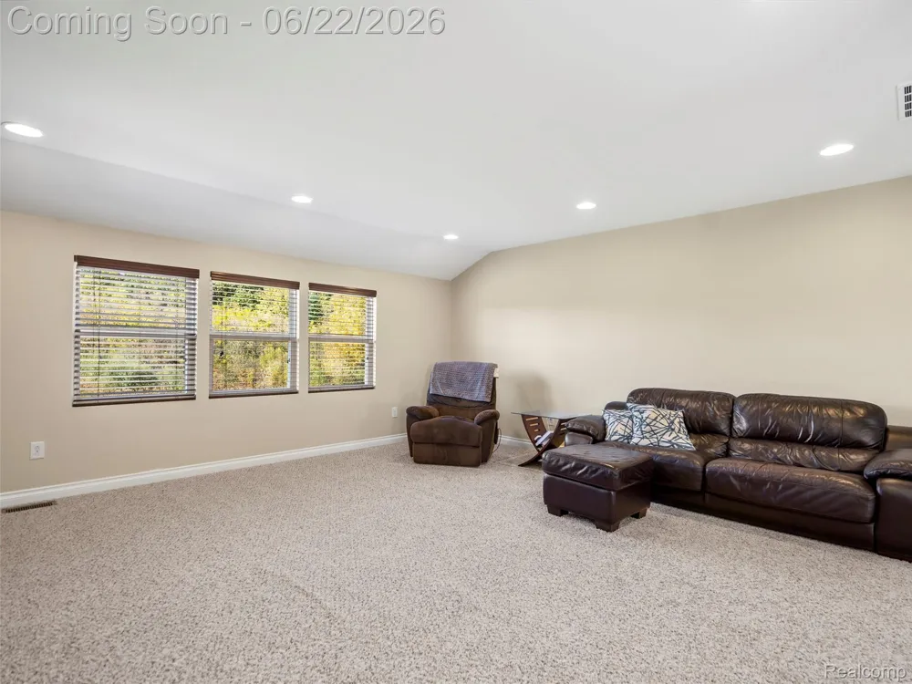2130 Findley Circle Orion Charter Township, MI 48360