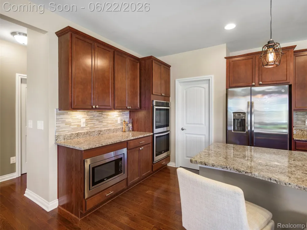2130 Findley Circle Orion Charter Township, MI 48360