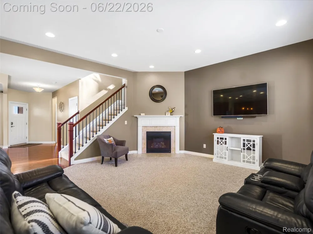 2130 Findley Circle Orion Charter Township, MI 48360