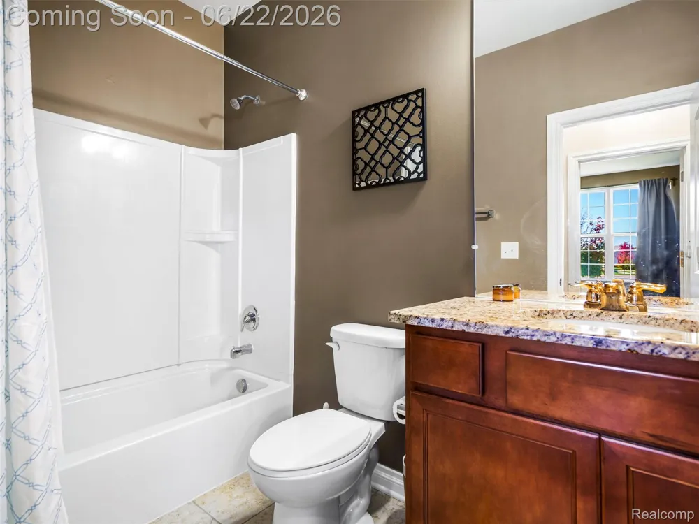 2130 Findley Circle Orion Charter Township, MI 48360