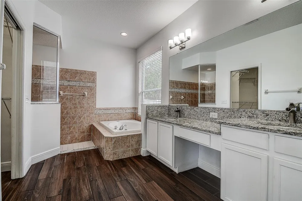 16730 FAIRBOLT WAY Odessa, FL 33556