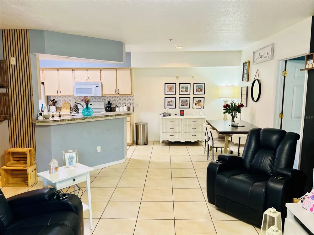 737 CREST PINES DRIVE #612 Orlando, FL 32828
