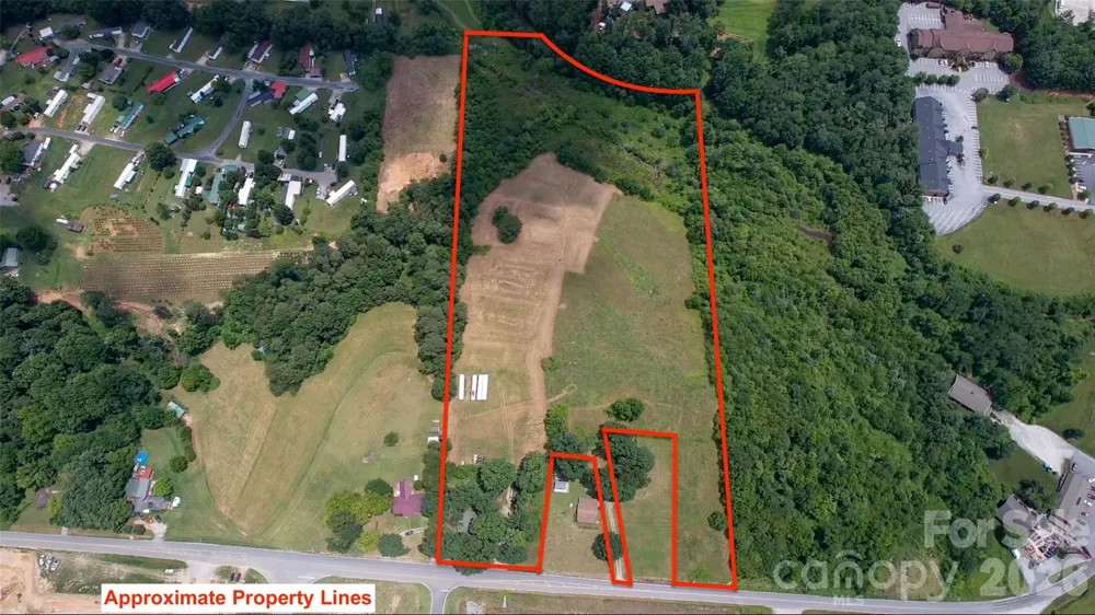 412 Mcmurray Road Flat Rock, NC 28731