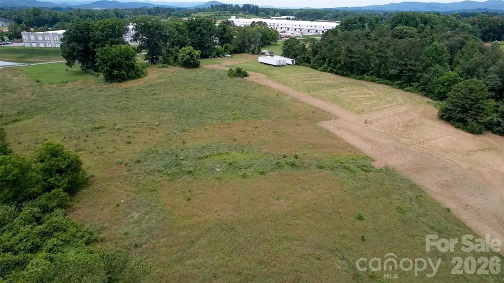 412 Mcmurray Road Flat Rock, NC 28731