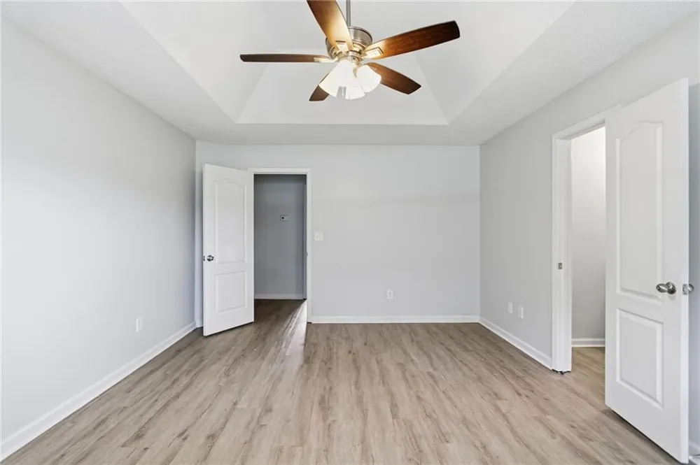 8569 Thomas Road Riverdale, GA 30274