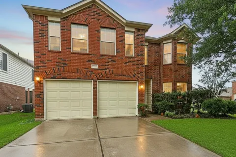 2227 Red Valley Drive