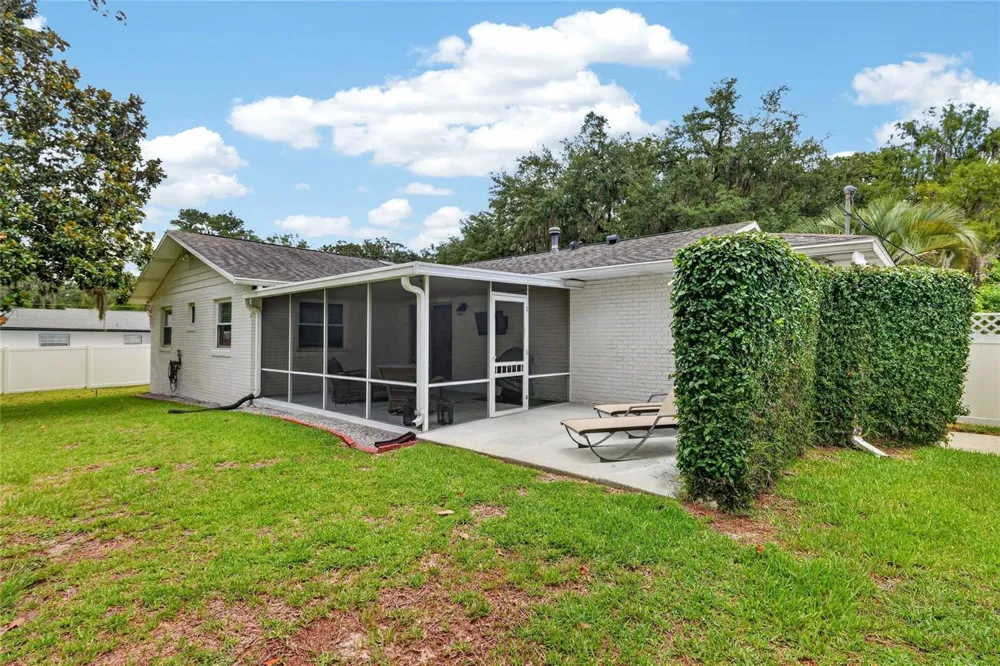 1502 SE 16TH AVENUE ocala, FL 34471