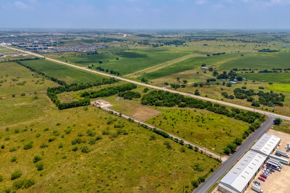 FM 487 Jarrell, TX 76537