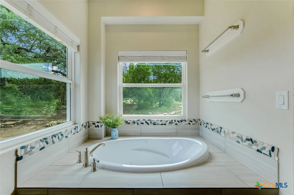 520 Murphy Drive Bertram, TX 78605
