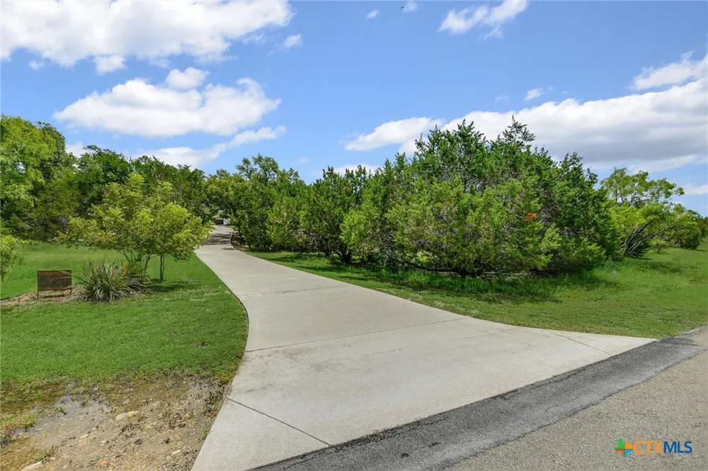 520 Murphy Drive Bertram, TX 78605