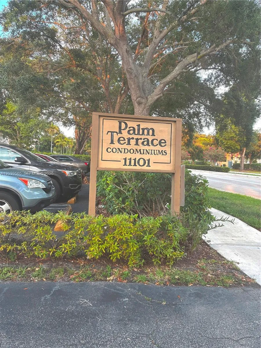 11101 Royal Palm Blvd #214 Coral Springs, FL 33065