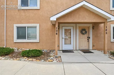 2310 E La Salle Street #106