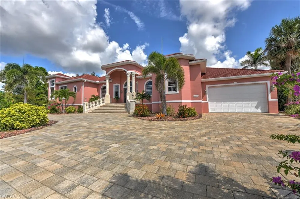 4409 Crews Court Port Charlotte, FL 33952