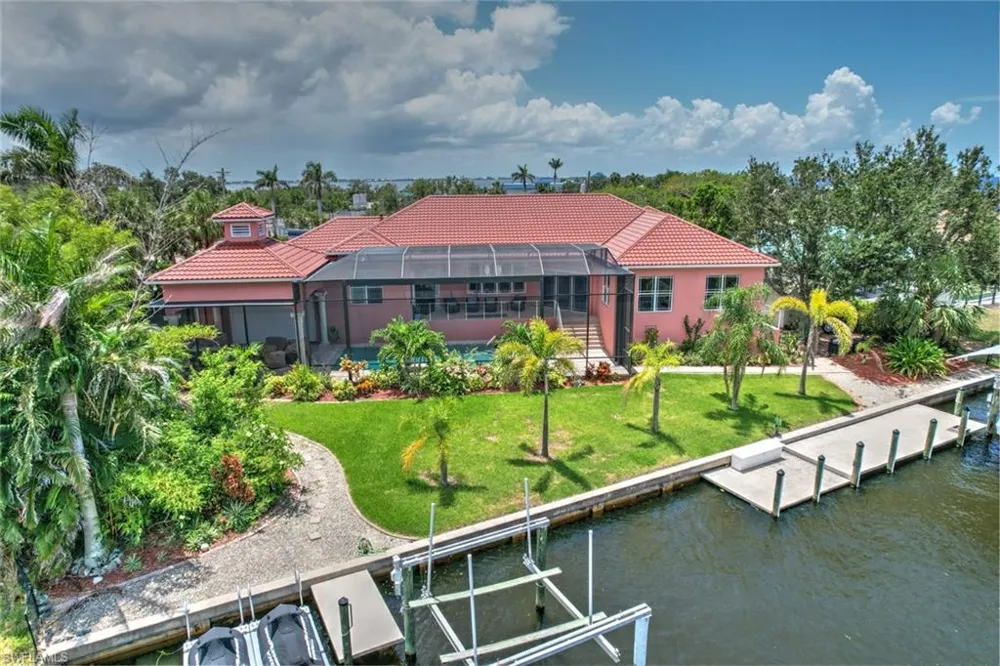 4409 Crews Court Port Charlotte, FL 33952