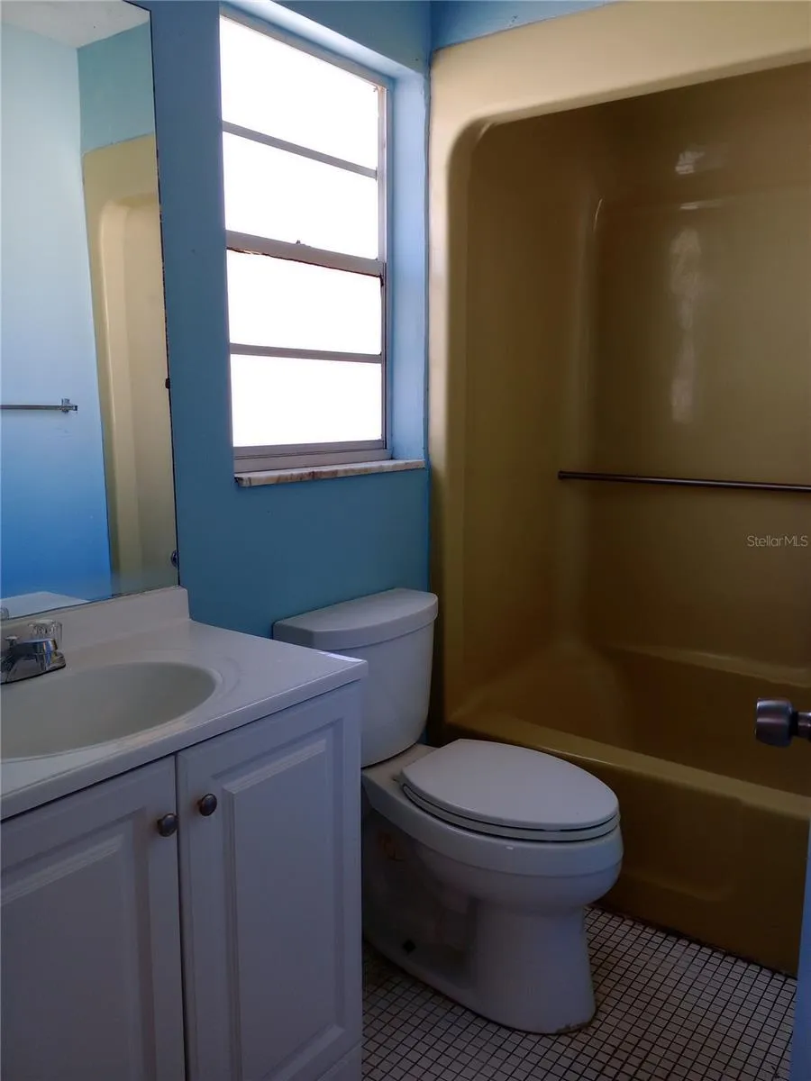 1217 KENNEDY ROAD #58 Daytona Beach, FL 32117