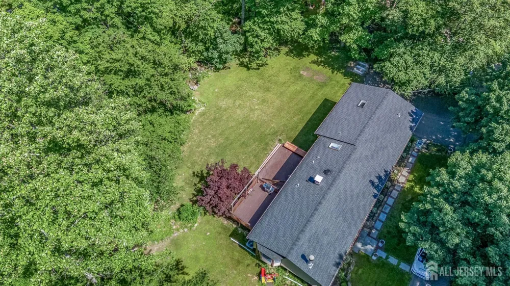11 Pine Ridge Road Califon, NJ 07830