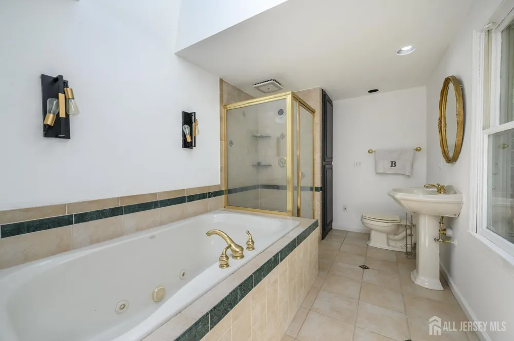 11 Pine Ridge Road Califon, NJ 07830