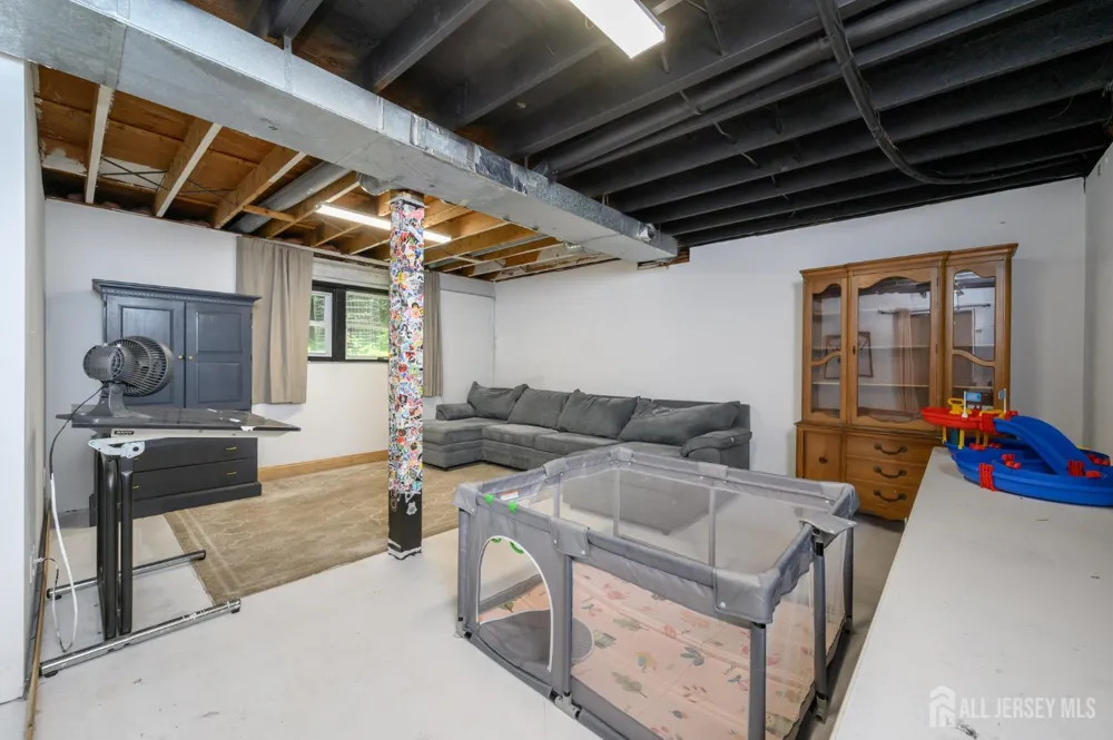 11 Pine Ridge Road Califon, NJ 07830