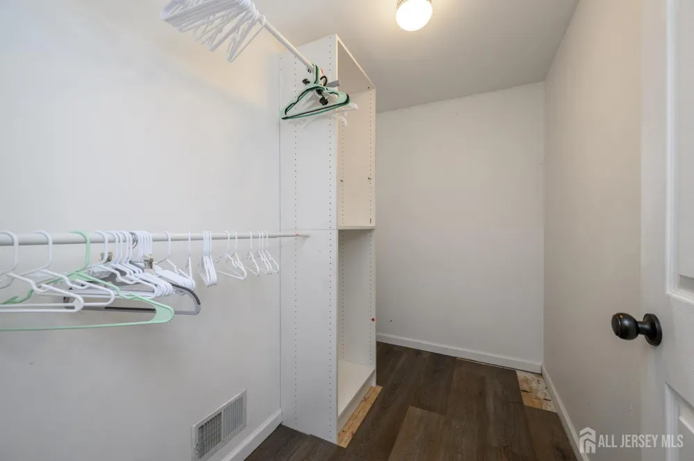11 Pine Ridge Road Califon, NJ 07830
