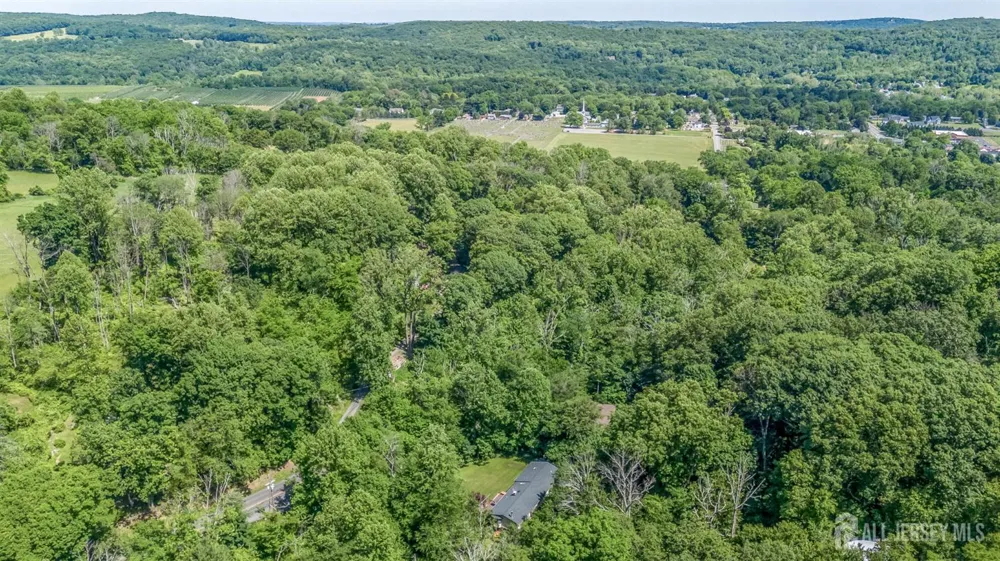 11 Pine Ridge Road Califon, NJ 07830