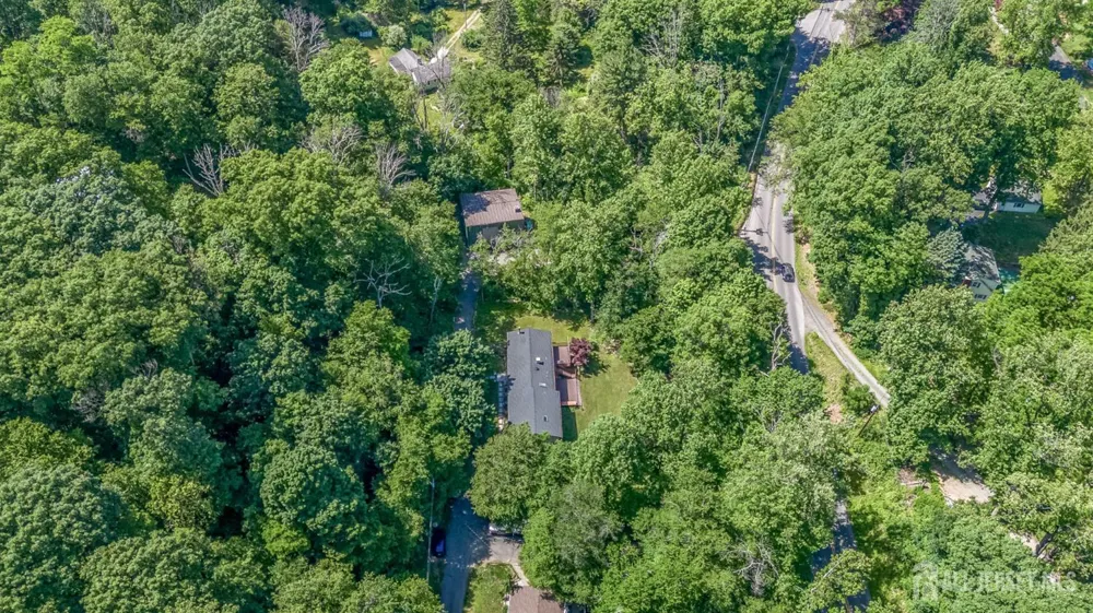 11 Pine Ridge Road Califon, NJ 07830