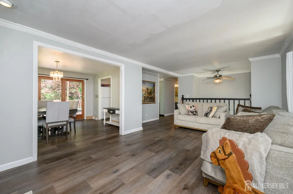11 Pine Ridge Road Califon, NJ 07830