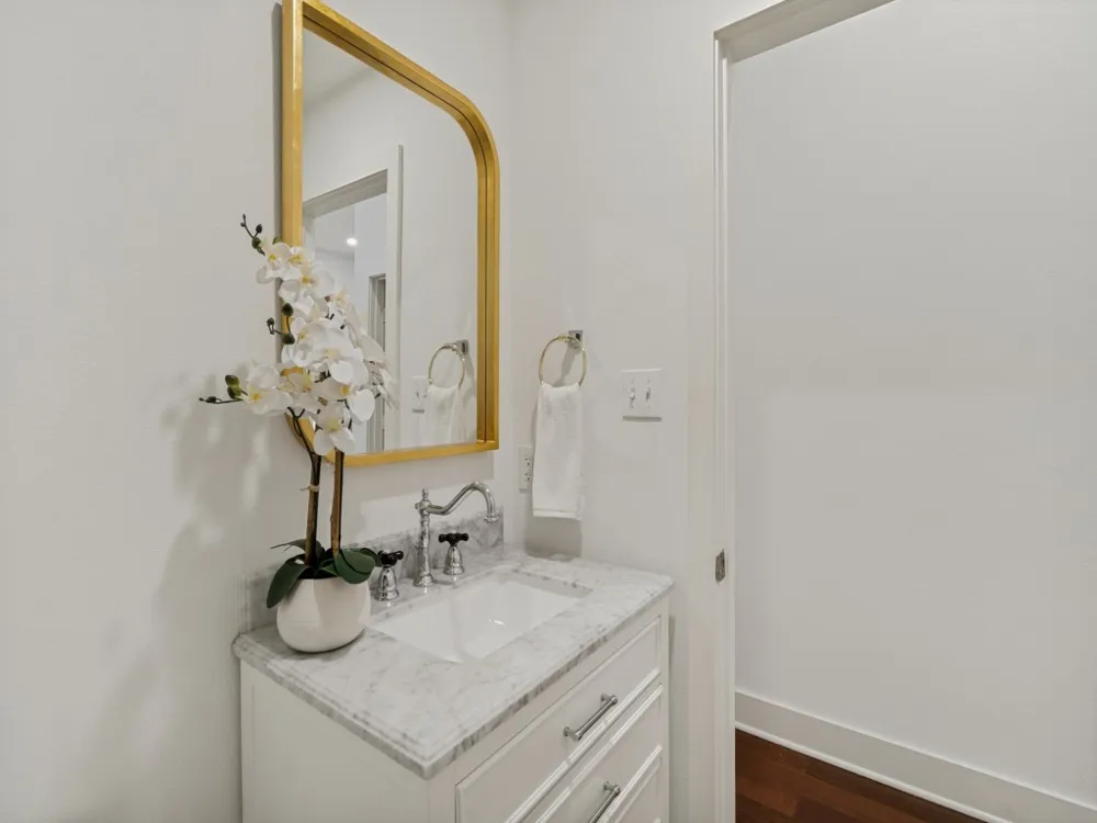 5743 Prospect Avenue #102 Dallas, TX 75206