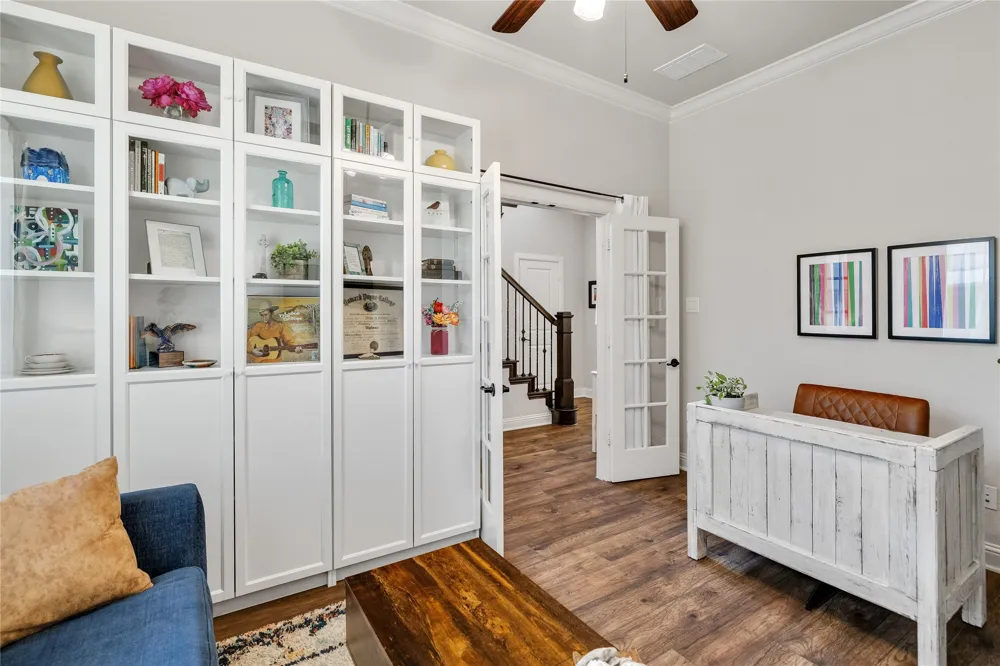 1820 Roundtree Circle W Fort Worth, TX 76008