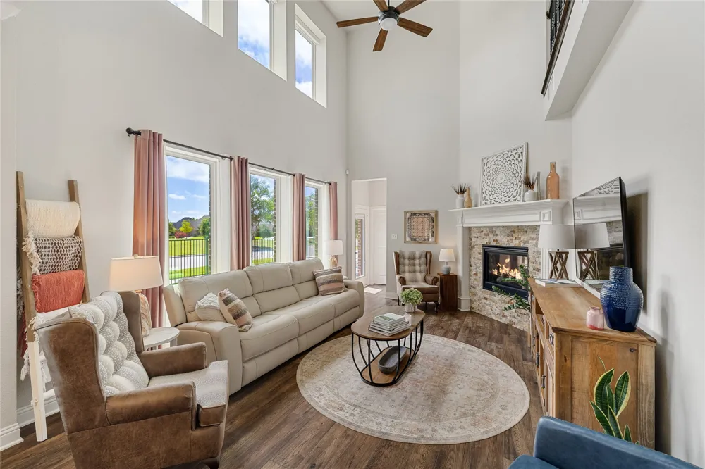 1820 Roundtree Circle W Fort Worth, TX 76008
