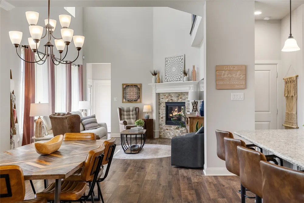 1820 Roundtree Circle W Fort Worth, TX 76008