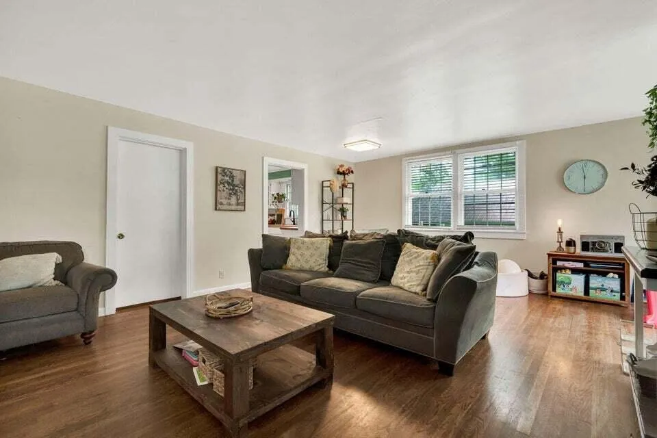 1123 Washington Avenue Etowah, TN 37331