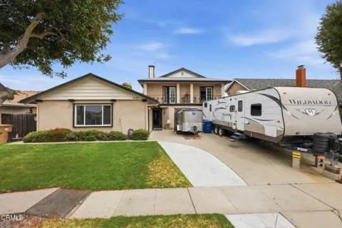 9389 Santa Maria Street