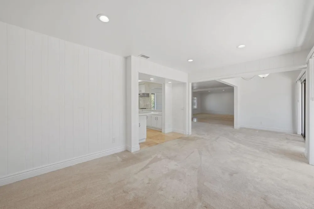 6137 Paseo Delicias Rancho Santa Fe, CA 92067