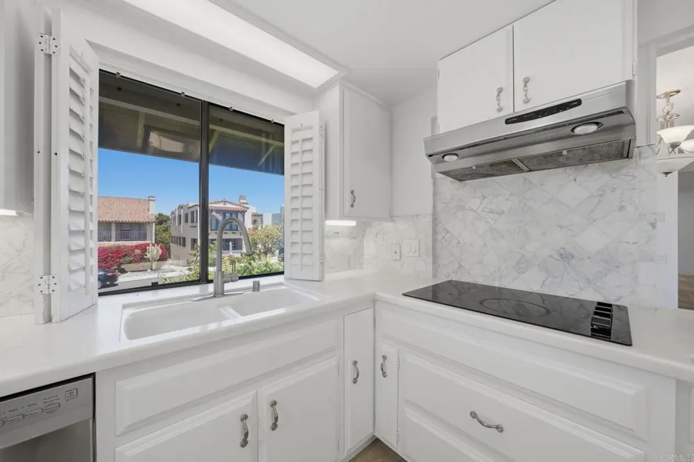 6137 Paseo Delicias Rancho Santa Fe, CA 92067
