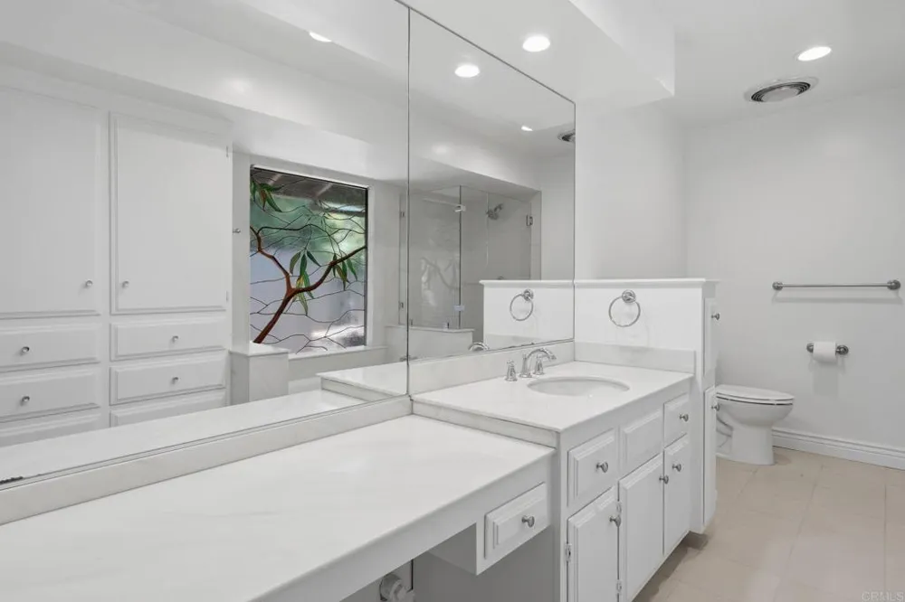 6137 Paseo Delicias Rancho Santa Fe, CA 92067