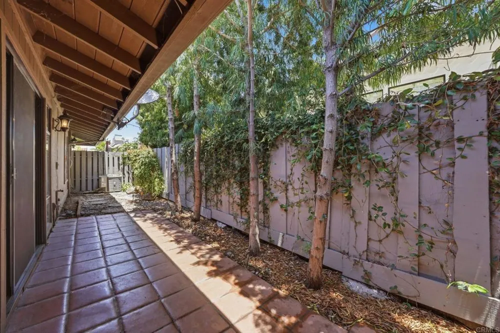 6137 Paseo Delicias Rancho Santa Fe, CA 92067